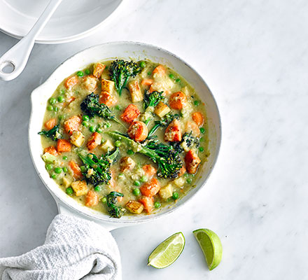 Light Thai green curry