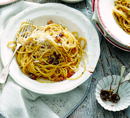 Marmite & pancetta spaghetti