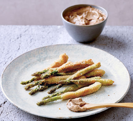 Butter-fried asparagus with black olive & lemon mayonnaise