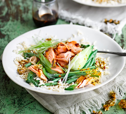Steamed salmon & veg rice bowl