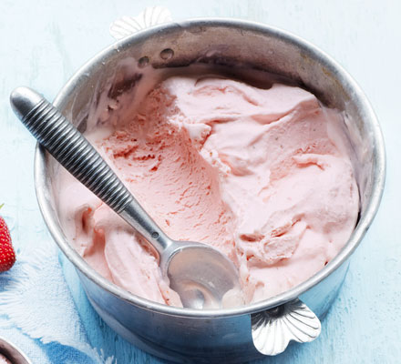 Strawberry & white balsamic ice cream