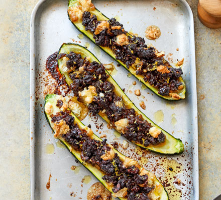 Courgettes stuffed with goat’s cheese & lamb ragout