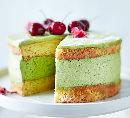 Matcha mousse cake