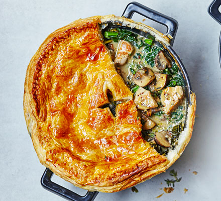 Chicken, kale & mushroom pot pie