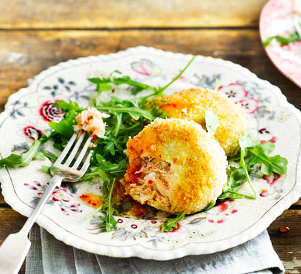 Fishcakes with lime & coconut