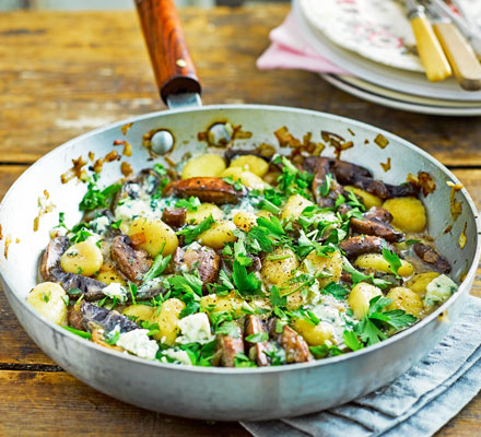 Gnocchi with mushrooms & blue cheese