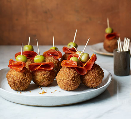 Paella arancini bites