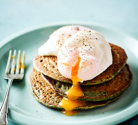 Spinach protein pancakes