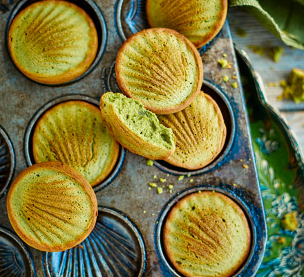 Matcha madeleines