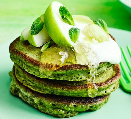 Spinach & matcha pancakes