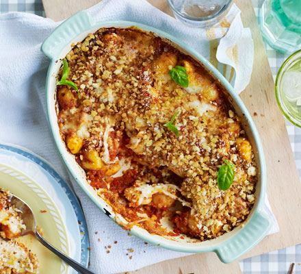 Gnocchi with roasted red pepper sauce