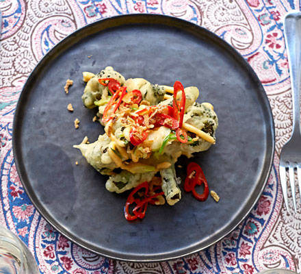 Salt & pepper sprouting broccoli with sriracha mayonnaise