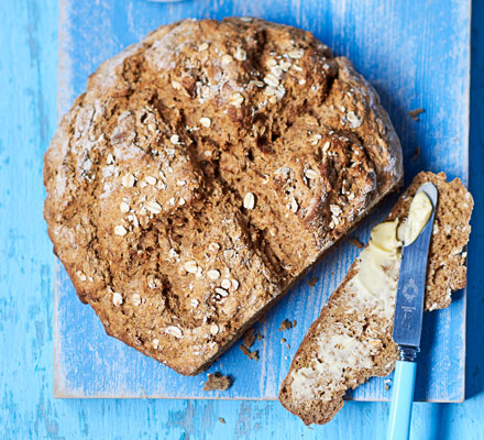 Rustic oat & treacle soda bread