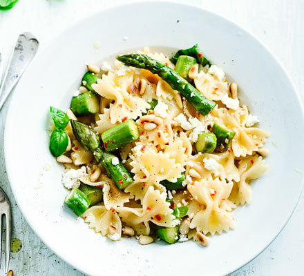 Asparagus, chilli & feta farfalle