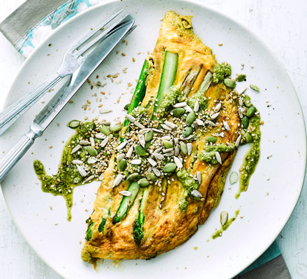 Asparagus omelette