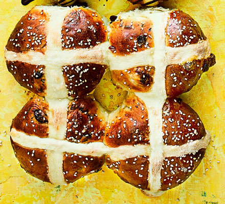Flaouna-style hot cross buns