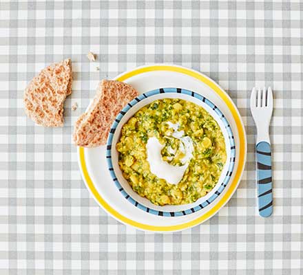 Toddler recipe: Mild split pea & spinach dhal