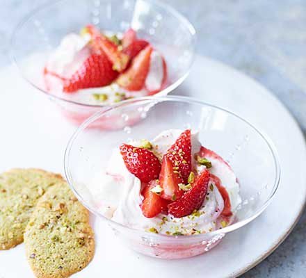 Strawberry labneh