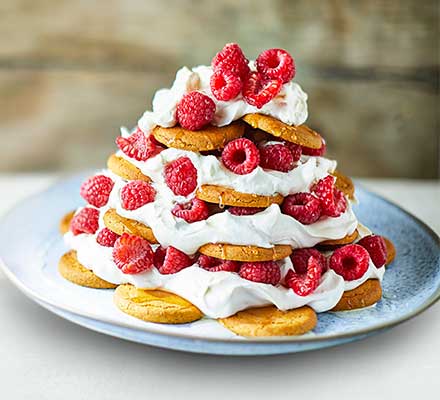 Raspberry & ginger fridge cake