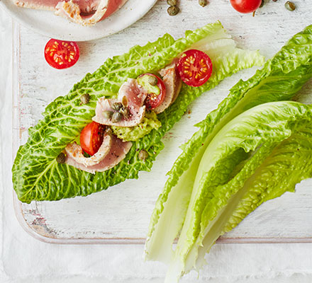 Healthy tuna lettuce wraps