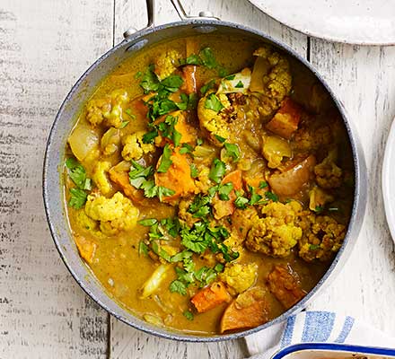 Cauliflower, squash, coconut & lentil curry