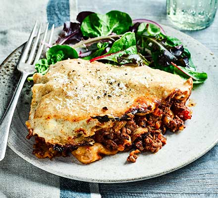 Slow cooker lasagne