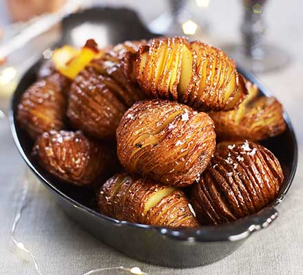 Black pepper hasselback potatoes