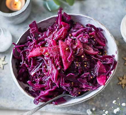 Red cabbage with coriander seed