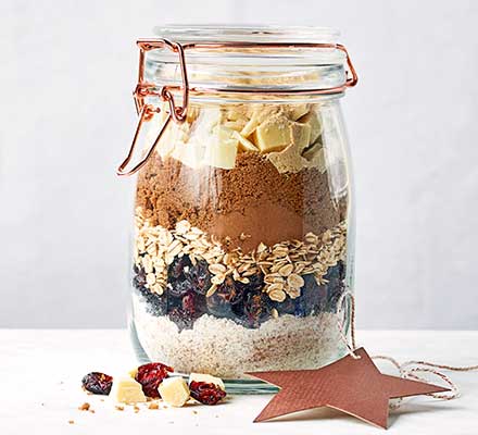 Christmas biscuits in a jar