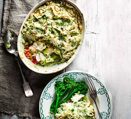 Fish pie with pea & dill mash