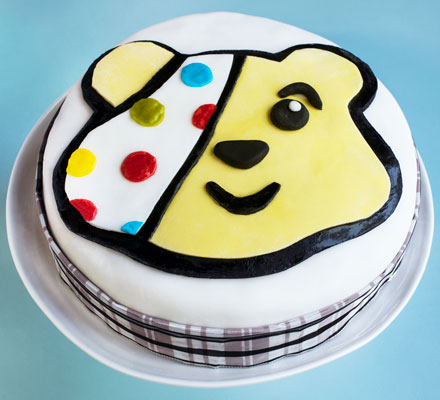 Pudsey bear cake