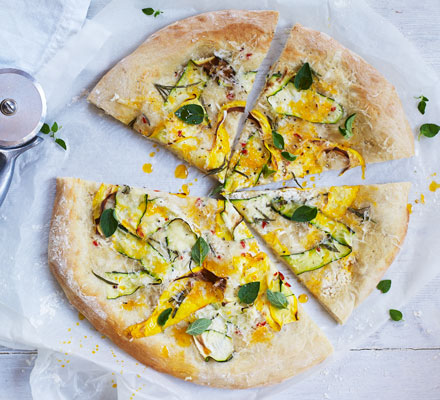 Vegan white pizza