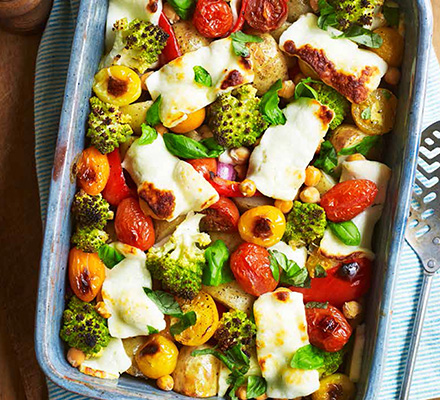 Halloumi traybake