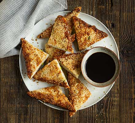 Sesame prawn toast