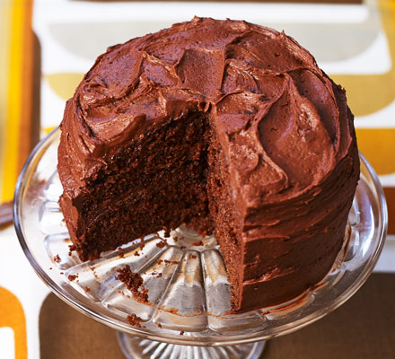 Easy chocolate fudge cake