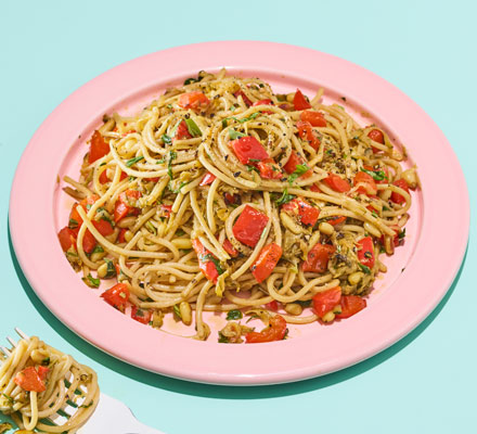 Pepper & lemon spaghetti with basil & pine nuts