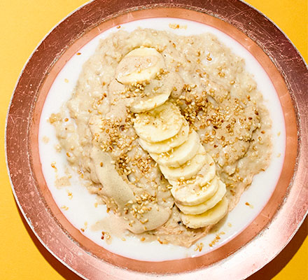 Banana & tahini porridge