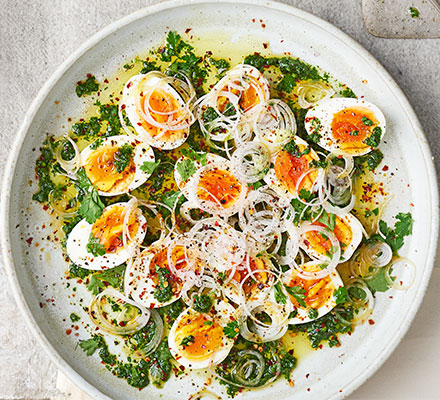 Egg & parsley salad with watercress dressing