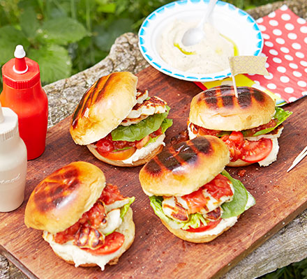 Halloumi burgers