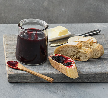 Damson jam