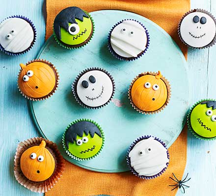 Ghoulish Halloween cupcakes
