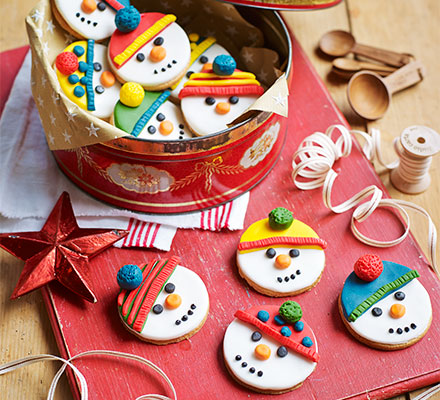 Snowman biscuits