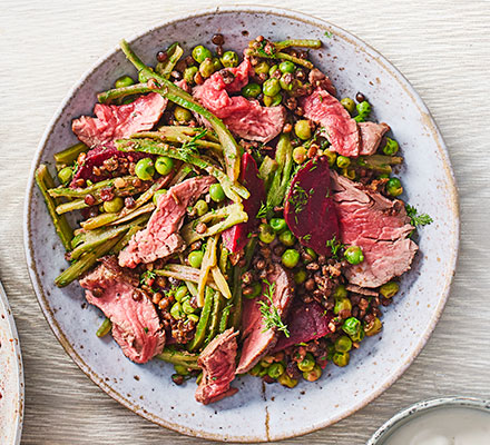 Steak, beetroot, horseradish & warm lentil salad