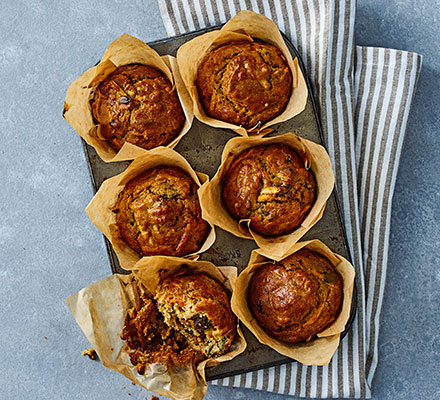 Spiced carrot & apple muffins