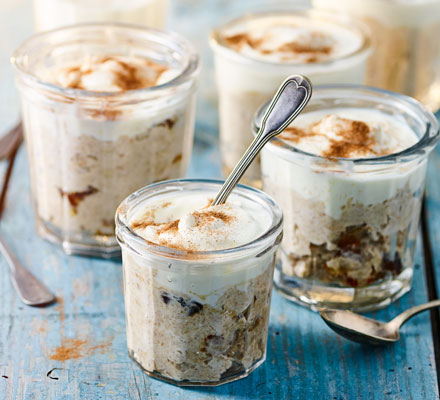 Peanut butter & date oat pots