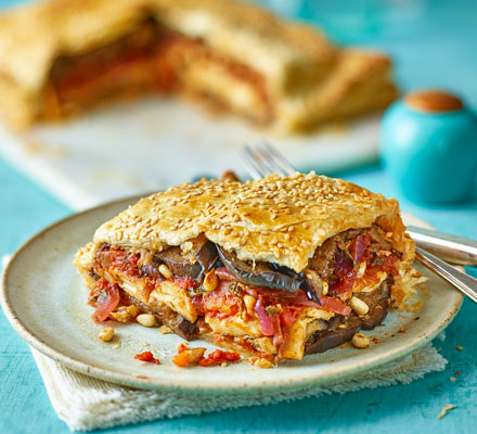 Aubergine, tomato & halloumi pie