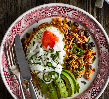 Black beans & rice with fried egg, avocado & pickled onions