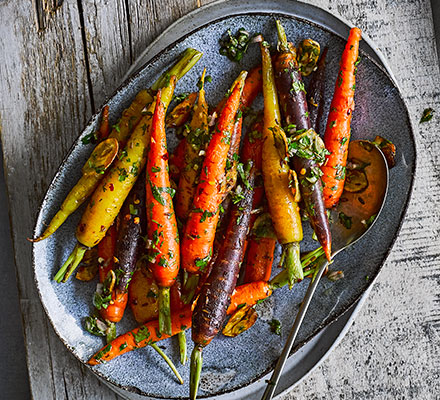 Stir-fried cumin carrots