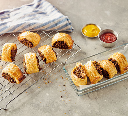 Vegan sausage rolls