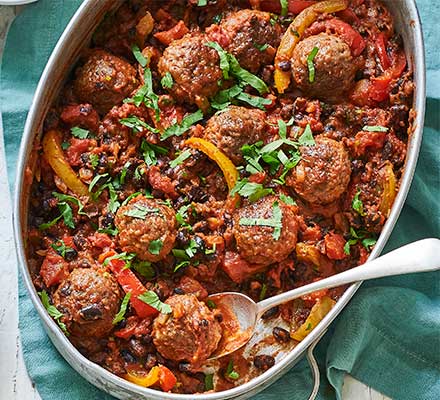 Meatball black bean chilli